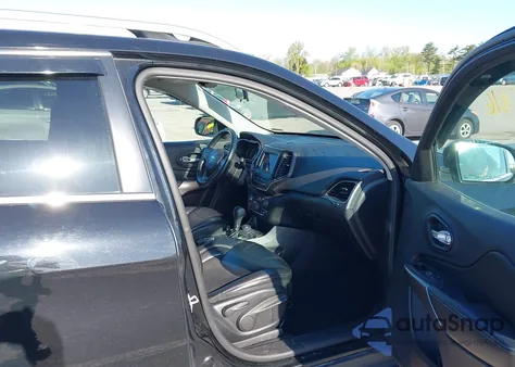 2019 Jeep Cherokee Latitude Plus 4X4 z USA, uszkodzony, nr VIN 1C4PJMLB2KD314292